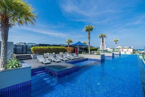 Best Western Patong Beach Hotel7