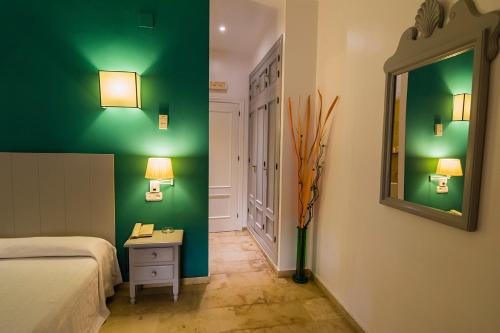 Hostal Drago - Urbanizacion Alcaidesa Playa