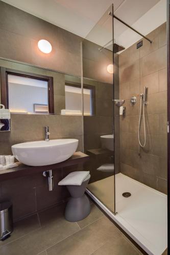 Best Western Plus Hotel Farnese - image 8
