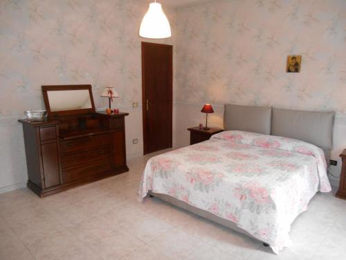  Casa Monterosso, Pension in Aci SantʼAntonio