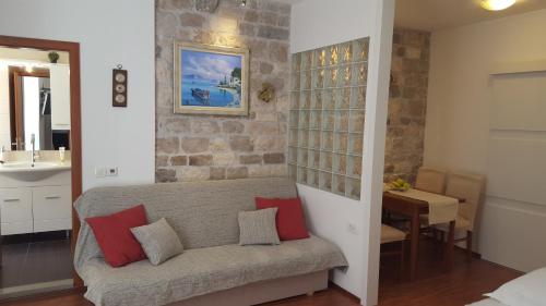Studio Apartment Mila, Split (photo 6)