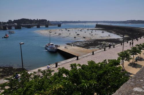 Saint Malo Solidor vue mer BRECEL 1