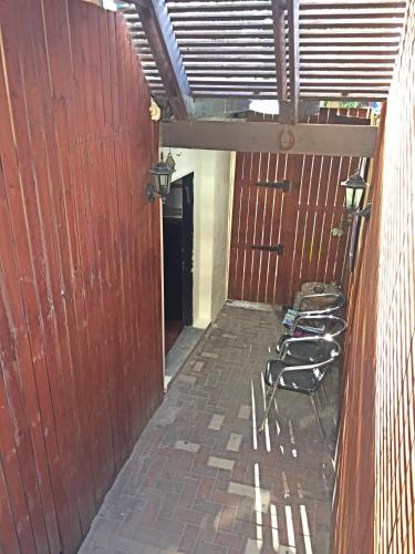 Entrada, Apartamento de 200 m² en Ariel, con 1 habitación(es) y 1 baño(s) privado(s) (Dotan's Boutique Guesthouse - By The Beach!) in Tel Aviv