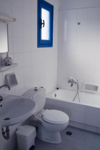 Two-Bedroom Apartment image 6