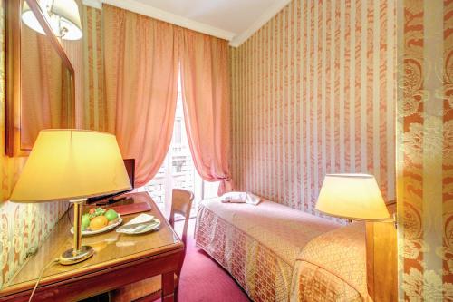 Re Luxury Accomodation