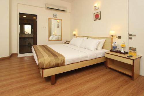 Hotel Phoenix Koregaon Park