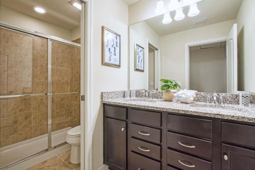 Windsor at Westside-6 Bedrooms House w/pool-3720WW - image 9