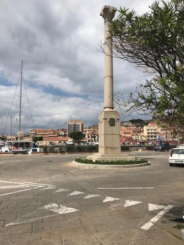  Nonna Anna, Pension in La Maddalena