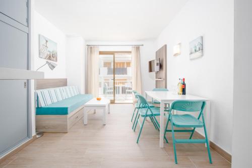 Apartamentos Lago - image 3