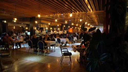 Restoran, Meka Hotel in Dragash