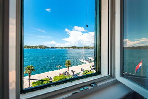 A környék, Apartmani Rina in Šibenik