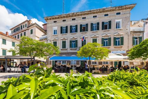 A szálláshely kívülről, Apartmani Rina in Šibenik