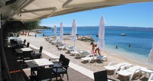  Apartment Leani, Ferienwohnung in Podstrana