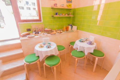 Їжа та напої, B&B Sotto un Tetto in Четара