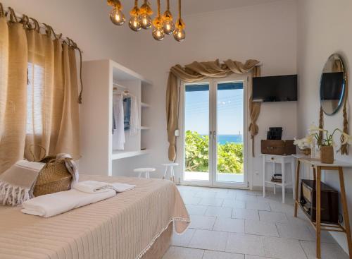  Mandrakia Totally Sea View House in Mandrakia