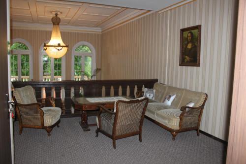 2 twin beds