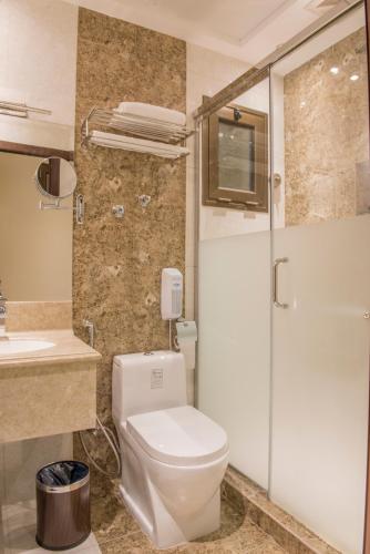 Junior Suite image 9