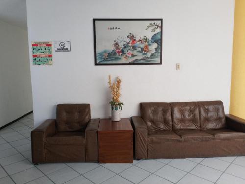 Hotel Pekin – La Paz, VA