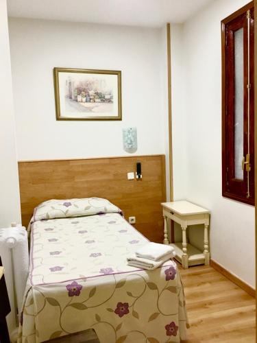 Hostal Nersan2 Ideally located in the prime touristic area of Chamberi, Hostal Nersan II promises a relaxing and wonderful visit. Both business travelers and tourists can enjoy the hotels facilities and services. T