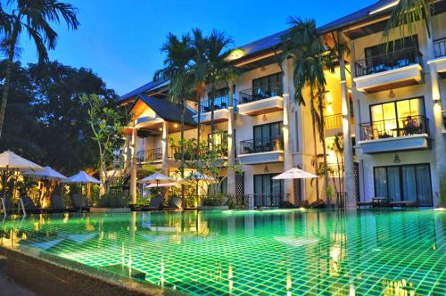 Navatara Phuket Resort - SHA Extra Plus