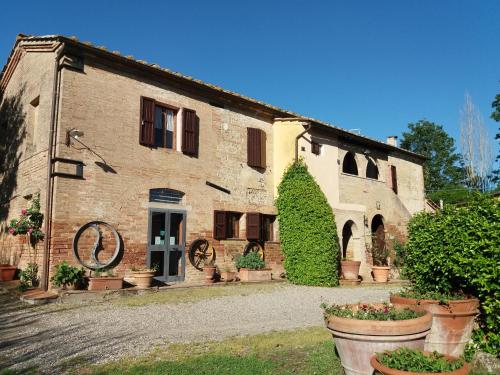  Podere Casalunga, Pension in Ponte dʼArbia