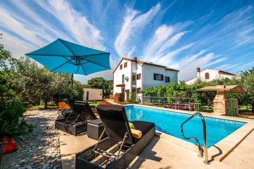 Holiday home Mara – khách sạn tại Galižana