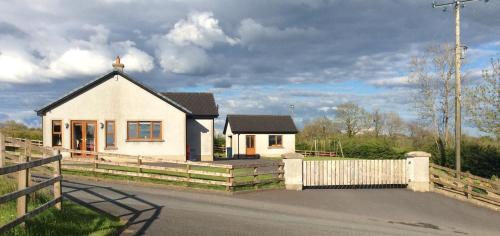 Seadmed, Erne View Cottage in Kesh
