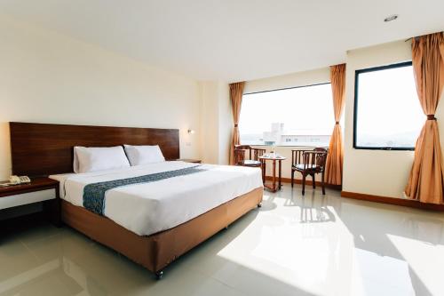 辛卡特塔尼酒店 (Sinkiat Thani Hotel) in 沙敦