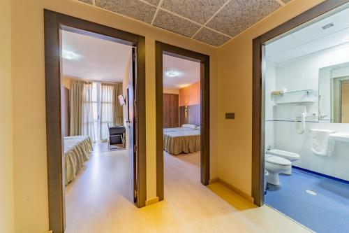 Hotel Monreal Jumilla - image 9