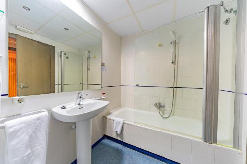 Hotel Monreal Jumilla - image 7