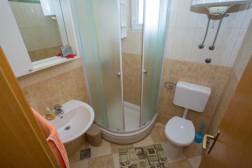 Ivan Apartment - image 2