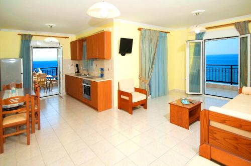 Mari-Christi Apartments in Poros