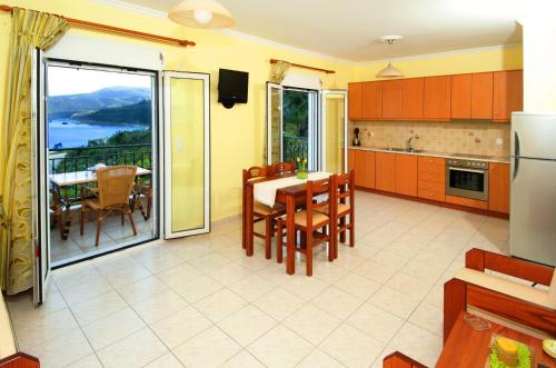 Kitchen, Mari-Christi Apartments in Poros