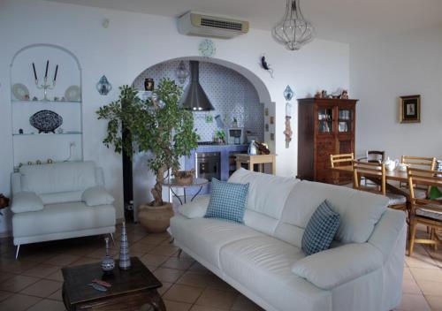  Villa Lauri in SantʼAgata sui Due Golfi