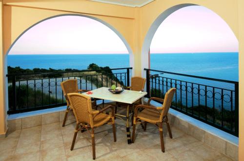 Balcony/terrace, Mari-Christi Apartments in Poros