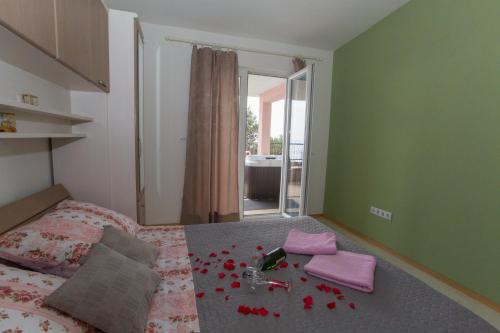 Ivan Apartment - image 9