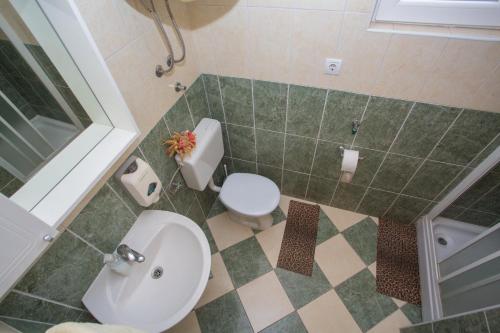 Ivan Apartment - image 4