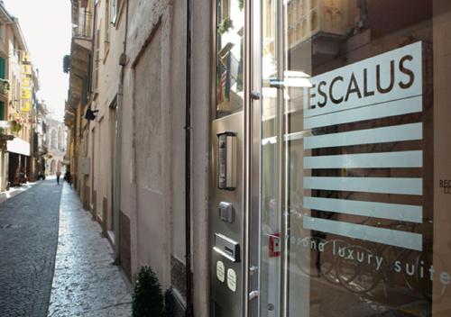 Escalus Luxury Suites Verona - image 3