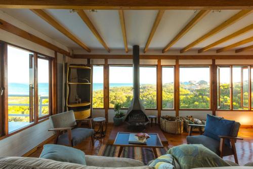 Bar/lounge, Surf Lodge South Africa in Jeffreys Bay