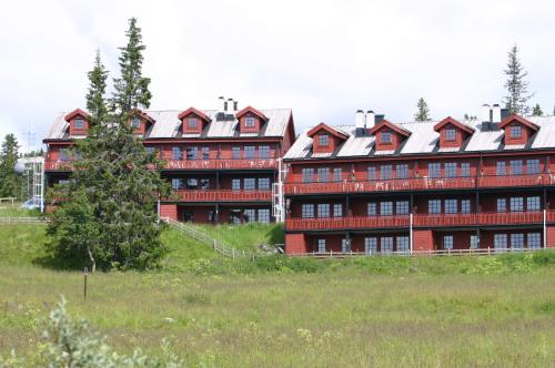 Apartment with Mountain View