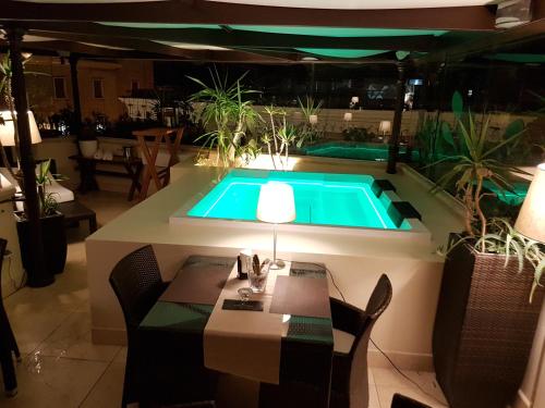 SANTA CHIARA SUITE HOTEL & SPA - Lecce Hotel de charme Villa Comunale Lecce