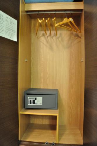 Hostal Ballesta - image 10