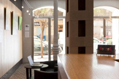 Artrip Hotel - image 2