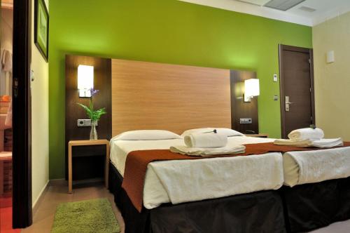 Hostal Ballesta - image 9