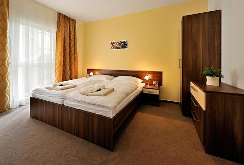 Melrose Apartments Ideally located in the prime touristic area of Bratislava V, Melrose Apartments promises a relaxing and wonderful visit. The property features a wide range of facilities to make your stay a pleasant e