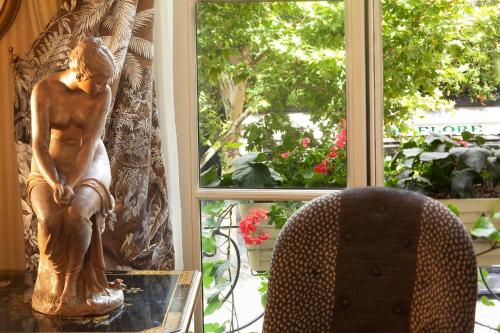 聖傑曼莊園酒店 Au manoir Saint-Germain des Pres