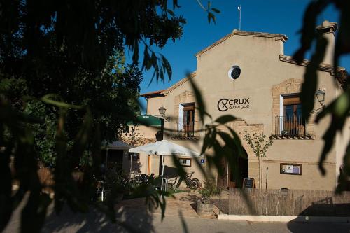  Crux Albergue, Pension in Adahuesca