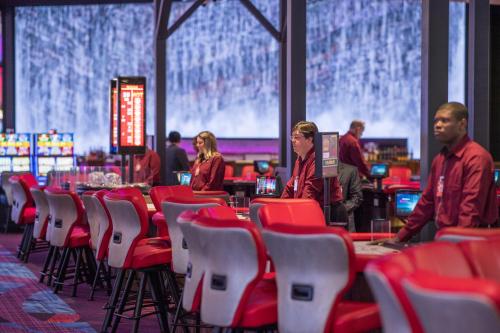 Resorts World Catskills - image 8