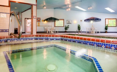 Rhumb Line Resort