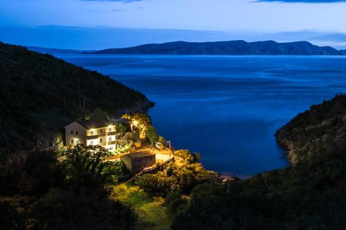  Dora Apartment, Pension in Senj bei Prokike